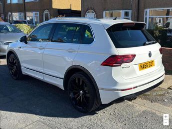 VOLKSWAGEN TIGUAN 2.0 TSI BlueMotion Tech R-Line SUV 5dr Petrol DSG 4Motion Euro 6