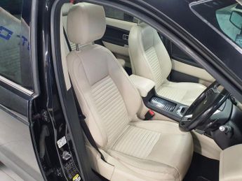 LAND ROVER DISCOVERY SPORT 2.0 TD4 HSE Luxury SUV 5dr Diesel Auto 4WD Euro 6 (s/s) (180 ps)