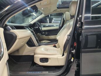 LAND ROVER DISCOVERY SPORT 2.0 TD4 HSE Luxury SUV 5dr Diesel Auto 4WD Euro 6 (s/s) (180 ps)