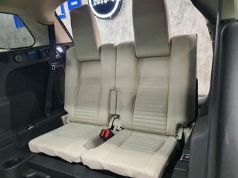 LAND ROVER DISCOVERY SPORT 2.0 TD4 HSE Luxury SUV 5dr Diesel Auto 4WD Euro 6 (s/s) (180 ps)