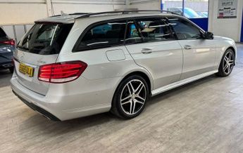MERCEDES-BENZ E-CLASS 3.0 E350 V6 BlueTEC AMG Night Edition (Premium) Estate 5dr Diese