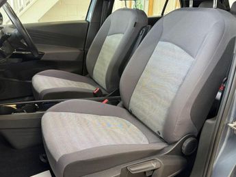 VOLKSWAGEN ID.3 Pro Performance 58kWh Life Hatchback 5dr Electric Auto (204 ps)