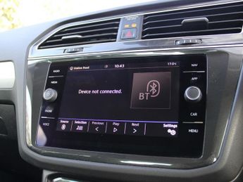VOLKSWAGEN TIGUAN 2.0 TDI Match SUV 5dr Diesel DSG Euro 6 (s/s) (150 ps)