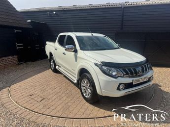 Mitsubishi L200 2.4 DI-D DC Warrior Pickup Double Cab 4dr Diesel Manual 4WD Euro