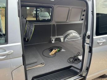 VOLKSWAGEN e-Transporter e 110 37.3kWh Panel Van 5dr Electric Auto LWB (110 ps)