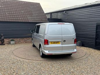 VOLKSWAGEN e-Transporter e 110 37.3kWh Panel Van 5dr Electric Auto LWB (110 ps)