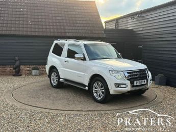 Mitsubishi Shogun 3.2 DI-DC Barbarian SUV 3dr Diesel Manual 4WD L1 (207 g/km, 197 