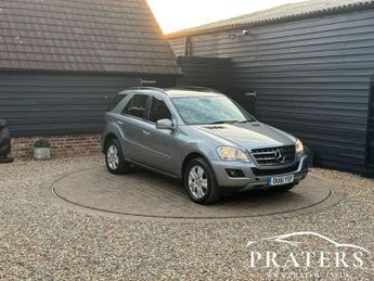 Mercedes M Class 3.0 ML300 CDI V6 BlueEfficiency SE SUV 5dr Diesel G-Tronic 4WD E