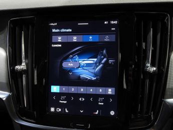 VOLVO V90 2.0 B4 MHEV Momentum Estate 5dr Diesel Hybrid Auto Euro 6 (s/s) 