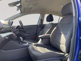 HYUNDAI IONIQ 1.6 h-GDi SE Connect Hatchback 5dr Petrol Hybrid DCT Euro 6 (s/s