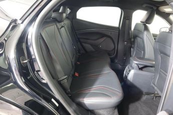 FORD MUSTANG MACH-E Extended Range 91kWh AWD 5dr