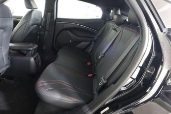 FORD MUSTANG MACH-E Extended Range 91kWh AWD 5dr