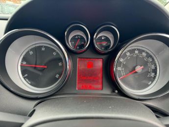 VAUXHALL ASTRA 2.0 CDTi SRi Hatchback 5dr Diesel Auto Euro 5 (165 ps)
