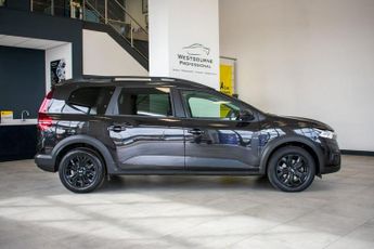 DACIA JOGGER 1.6 Hybrid Extreme SE MPV 5dr Petrol Hybrid Auto Euro 6 (s/s) (1