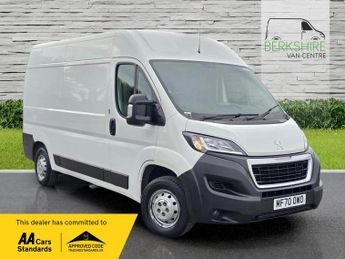 Peugeot Boxer 2.2 BlueHDi 335 Professional Panel Van 5dr Diesel Manual L2 H2 E