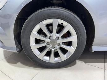 AUDI A6 SALOON 2.0 TDI ultra SE Executive Saloon 4dr Diesel S Tronic Euro 6 (s/