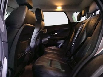 LAND ROVER RANGE ROVER EVOQUE 2.0 TD4 SE Tech SUV 5dr Diesel Auto 4WD Euro 6 (s/s) (180 ps)