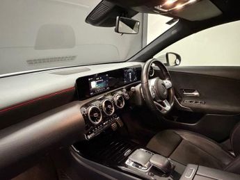 MERCEDES-BENZ A-CLASS 1.5 A180d AMG Line Hatchback 5dr Diesel 7G-DCT Euro 6 (s/s) (116