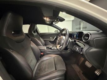 MERCEDES-BENZ A-CLASS 1.5 A180d AMG Line Hatchback 5dr Diesel 7G-DCT Euro 6 (s/s) (116