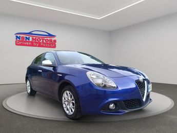 Alfa Romeo Giulietta 2.0 JTDM-2 Super Hatchback 5dr Diesel Manual Euro 6 (s/s) (150 b