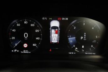 VOLVO XC90 2.0 B5 MHEV R-Design SUV 5dr Diesel Hybrid Auto 4WD Euro 6 (s/s)