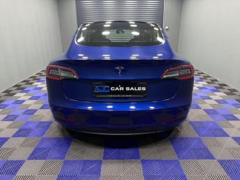 TESLA Model 3 Standard Range Plus Saloon 4dr Electric Auto RWD (241 bhp)