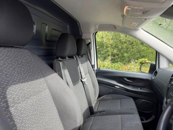 MERCEDES-BENZ EVITO 116 e 66kWh Progressive Panel Van 6dr Electric Auto FWD L2 (LWB)