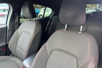 FORD FOCUS 1.0T EcoBoost ST-Line Hatchback 5dr Petrol Auto Euro 6 (s/s) (12