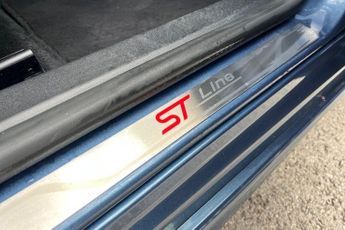 FORD FOCUS 1.0T EcoBoost ST-Line Hatchback 5dr Petrol Auto Euro 6 (s/s) (12