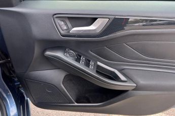 FORD FOCUS 1.0T EcoBoost ST-Line Hatchback 5dr Petrol Auto Euro 6 (s/s) (12