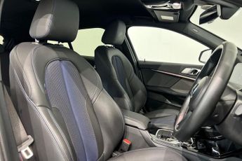 BMW 1 SERIES 1.5 118i M Sport (LCP) Hatchback 5dr Petrol DCT Euro 6 (s/s) (13