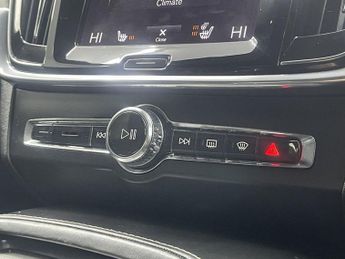 VOLVO V90 2.0 D4 R-Design Plus Estate 5dr Diesel Auto Euro 6 (s/s) (190 ps