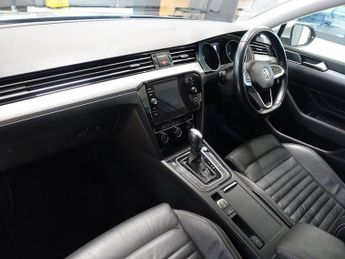 VOLKSWAGEN PASSAT 2.0 TDI EVO SEL Estate 5dr Diesel DSG Euro 6 (s/s) (150 ps)