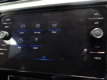 VOLKSWAGEN PASSAT 2.0 TDI EVO SEL Estate 5dr Diesel DSG Euro 6 (s/s) (150 ps)