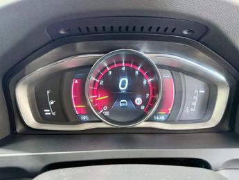 VOLVO V60 1.6 T4 SE Lux Estate 5dr Petrol Powershift Euro 5 (180 ps)