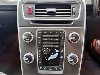 VOLVO V60 1.6 T4 SE Lux Estate 5dr Petrol Powershift Euro 5 (180 ps)