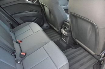 AUDI Q4 E-TRON 35 Sport SUV 5dr Electric Auto 55kWh (170 ps)