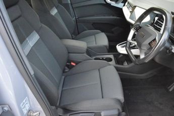 AUDI Q4 E-TRON 35 Sport SUV 5dr Electric Auto 55kWh (170 ps)