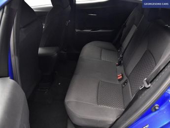 TOYOTA C-HR 1.8 VVT-h GPF Icon SUV 5dr Petrol Hybrid CVT Euro 6 (s/s) (122 p