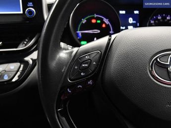 TOYOTA C-HR 1.8 VVT-h GPF Icon SUV 5dr Petrol Hybrid CVT Euro 6 (s/s) (122 p