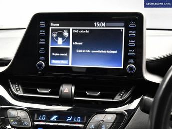 TOYOTA C-HR 1.8 VVT-h GPF Icon SUV 5dr Petrol Hybrid CVT Euro 6 (s/s) (122 p