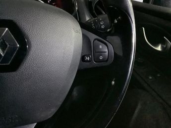 RENAULT CLIO 1.5 dCi Dynamique Nav Hatchback 5dr Diesel Auto Euro 6 (90 ps)