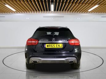 MERCEDES-BENZ 180 2.1 GLA220d AMG Line (Premium Plus) SUV 5dr Diesel 7G-DCT 4MATIC