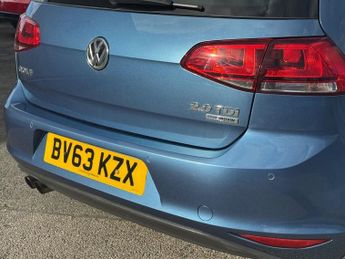 VOLKSWAGEN GOLF 2.0 TDI BlueMotion Tech GT Hatchback 5dr Diesel DSG Euro 5 (s/s)