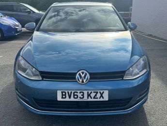 VOLKSWAGEN GOLF 2.0 TDI BlueMotion Tech GT Hatchback 5dr Diesel DSG Euro 5 (s/s)