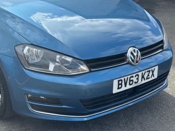 VOLKSWAGEN GOLF 2.0 TDI BlueMotion Tech GT Hatchback 5dr Diesel DSG Euro 5 (s/s)