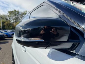 LAND ROVER RANGE ROVER SPORT 3.0 SD V6 Autobiography Dynamic SUV 5dr Diesel Auto 4WD Euro 6 (