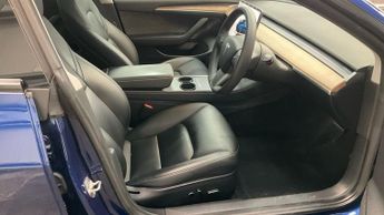 TESLA Model 3 (Dual Motor) Long Range Saloon 4dr Electric Auto 4WDE (346 ps)