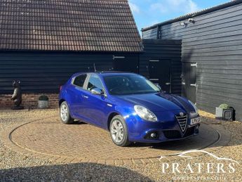 Alfa Romeo Giulietta 1.4 TB MultiAir Distinctive Hatchback 5dr Petrol Manual Euro 6 (