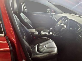 FORD MONDEO 2.0T EcoBoost Titanium Hatchback 5dr Petrol Auto Euro 6 (s/s) (2
